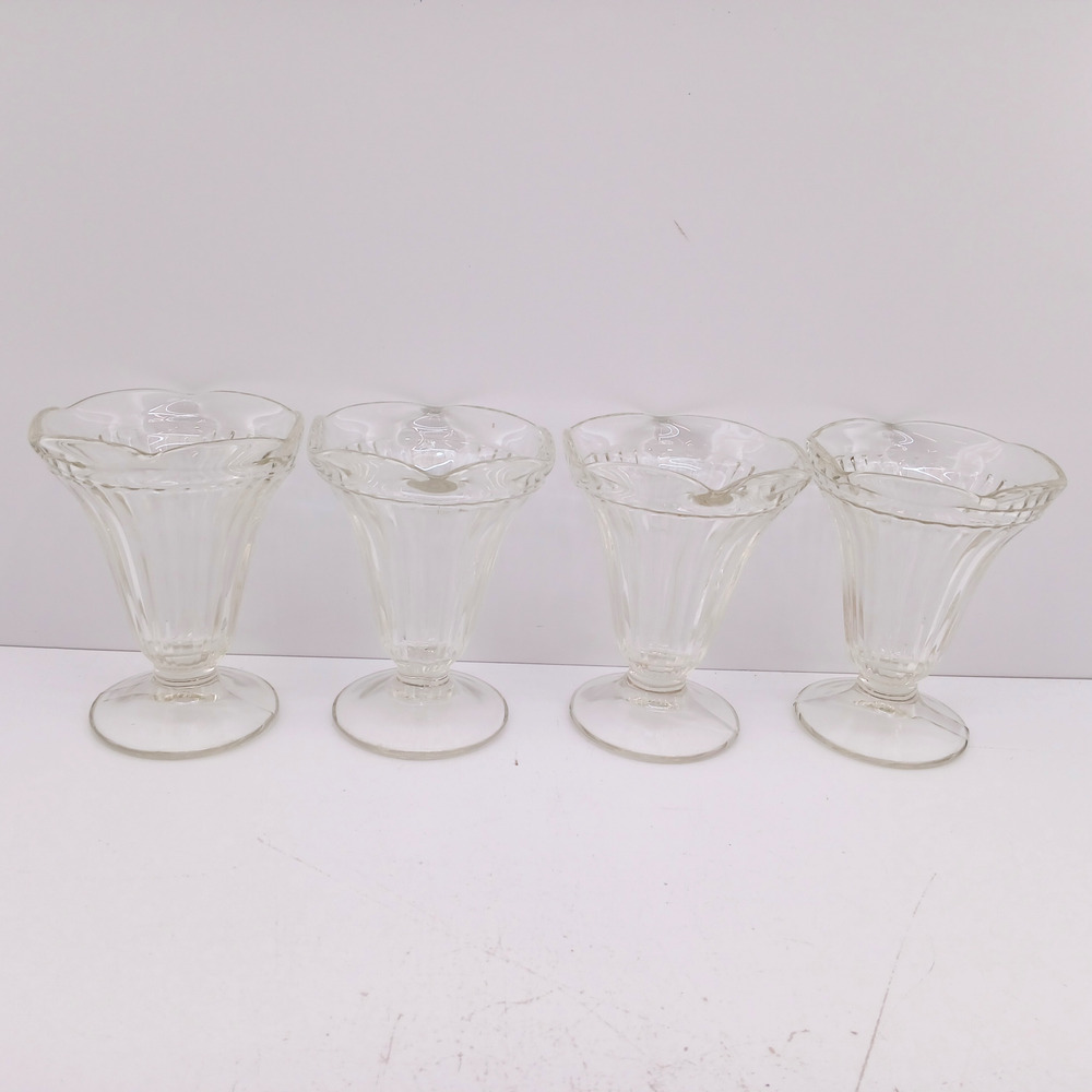 Set of 4 Vintage Clear Glass Dessert Parfait Sundae Cups – Ribbed Footed Dishes